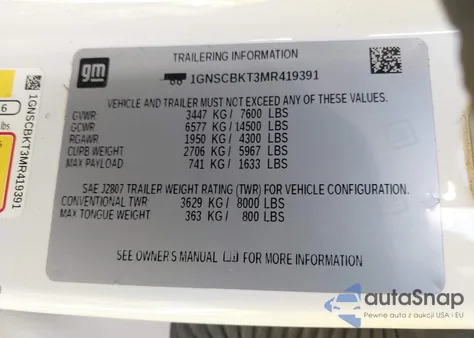 2021 Chevrolet Suburban 2Wd Ls z USA, uszkodzony, nr VIN 1GNSCBKT3MR419391